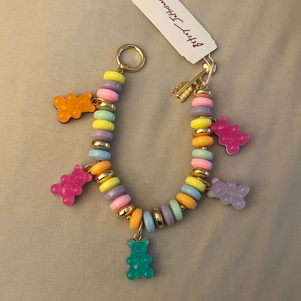 Betsey Johnson Gold Tone & Multi Color Beaded Bracelet Gummy Bear Charms NWT - Picture 9 of 12